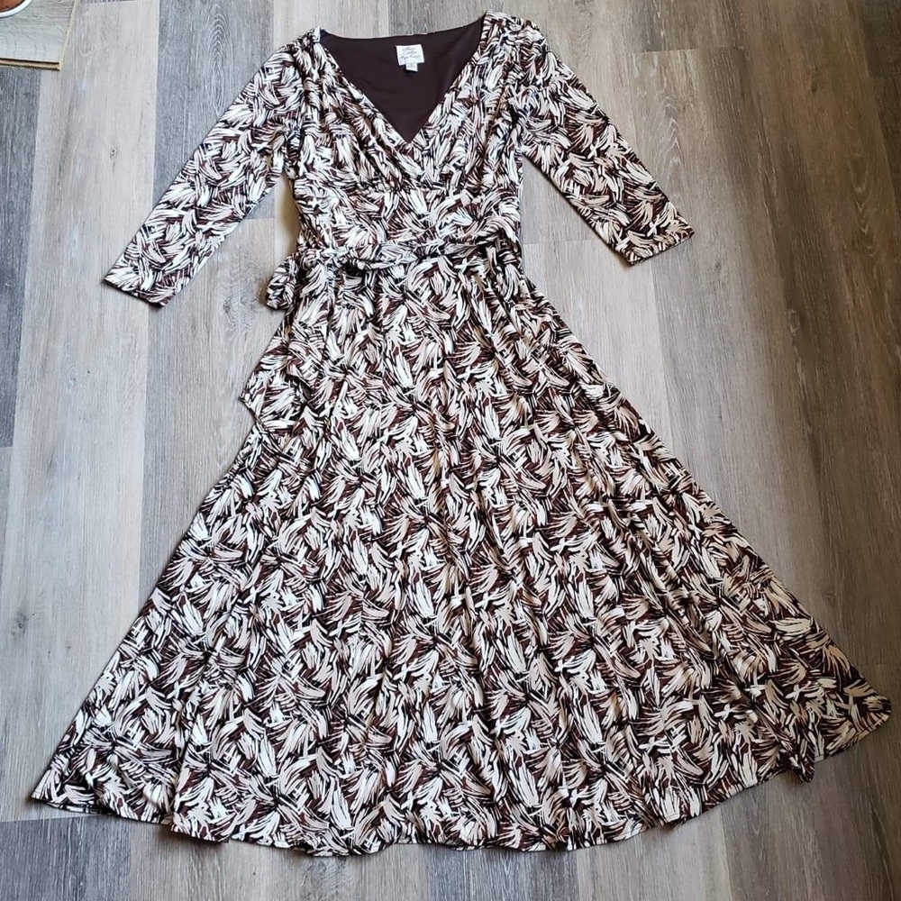 Beautiful Suzi Chin for Maggy Boutique Dress